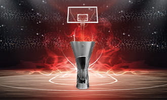 Il trofeo destinato alla squadra che vince l'Euroleague e un campo da basket