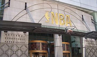 La sede dello store ufficiale NBA a New York, che funge anche da quartier generale della lega.