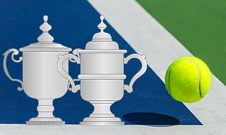 Le coppe destinate ai vincitori dei singolari maschile e femminile del Roland Garros